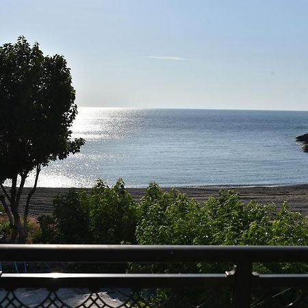 Irene'S Beach Front House Vromopousi Екстер'єр фото