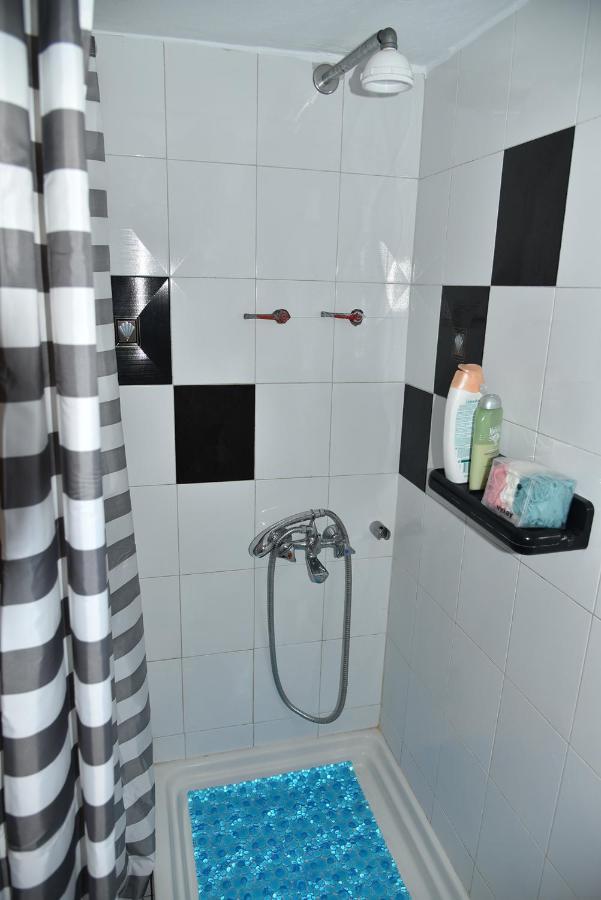 Irene'S Beach Front House Vromopousi Екстер'єр фото