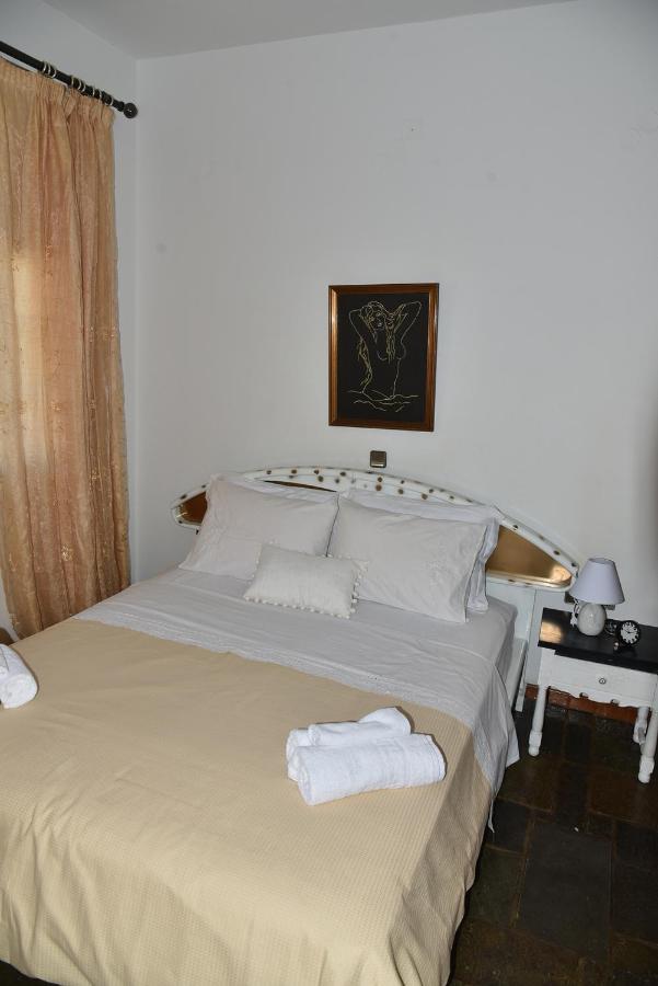 Irene'S Beach Front House Vromopousi Екстер'єр фото